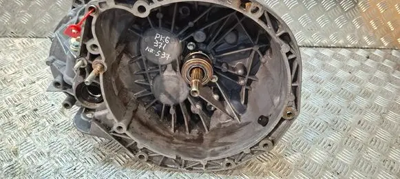 Renault Trafic II (X83) Manual 6 speed gearbox S27612537 PK6371