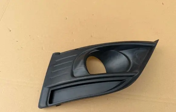 Citroen C4 I Picasso Front fog light trim/grill 9680403877
