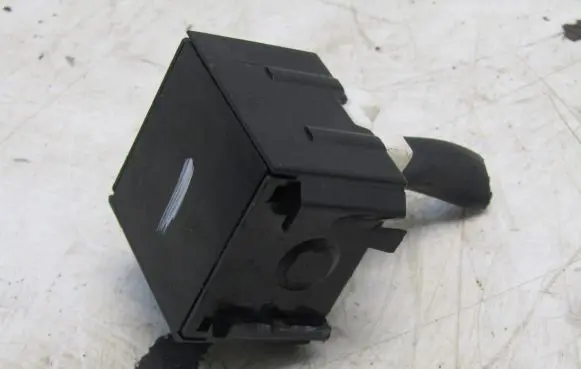 Nissan Micra K14 Other relay 25230AA010