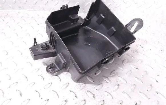 Nissan Leaf I (ZE0) Fuse box set 3S0J00101