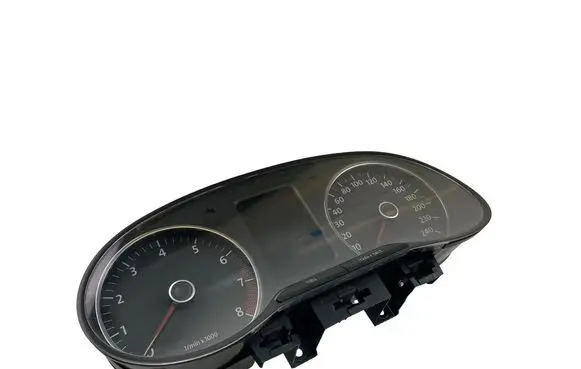 Volkswagen Polo V 6R Speedometer (instrument cluster) 6R0920860H