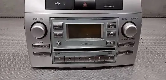 Toyota Corolla Verso AR10 Radio/CD/DVD/GPS head unit 861200F010 CQTS7421LC W58810
