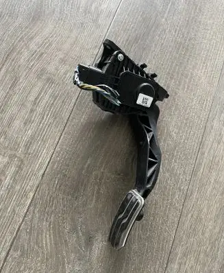Ford Mondeo MK V Accelerator throttle pedal WAVE1CD391