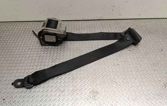 Mercedes-Benz Sprinter W906 Front seatbelt 601384300 000000 9068600485
