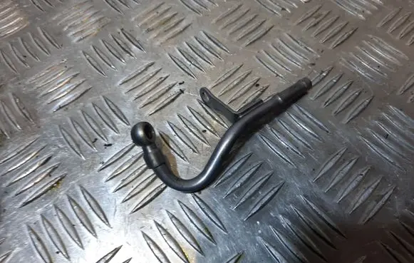 Volkswagen Touareg II Engine coolant pipe/hose 059121399