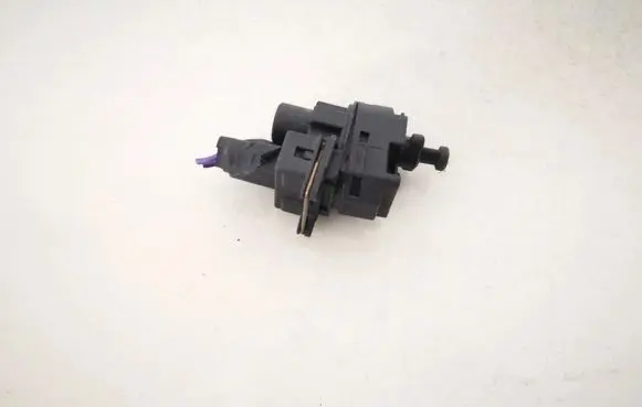Ford Mondeo MK I Brake pedal sensor switch 93bb13480bb 93bb-13480-bb