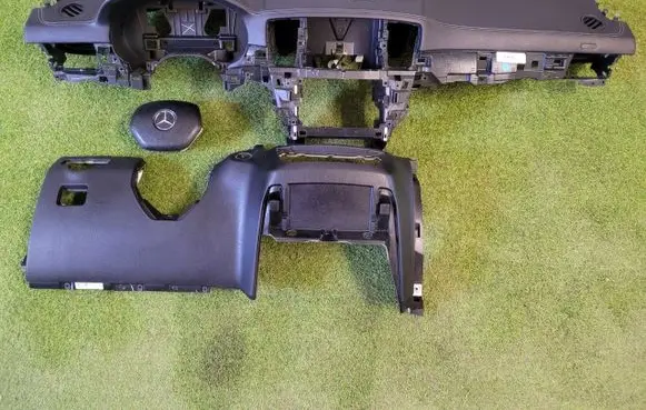 Mercedes-Benz GL X166 Dashboard 