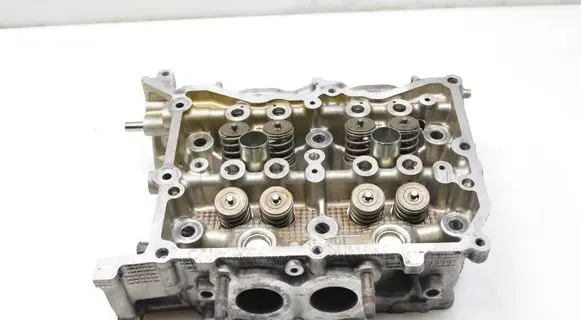 Subaru Legacy Engine head HF402