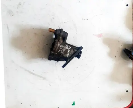 Vacuum pump