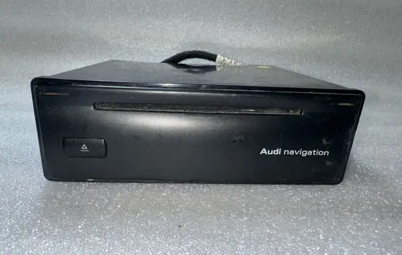 Audi A8 S8 D2 4D Navigation unit CD/DVD player 4D0919892