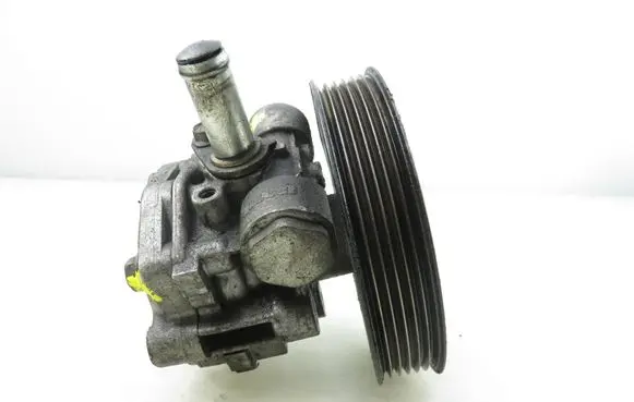 Mitsubishi Outlander Power steering pump 