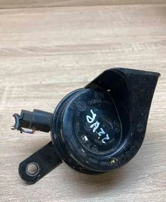 Audi A3 S3 8P Horn signal 703881157 WITHPLUG