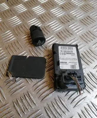 Engine ECU kit and lock set