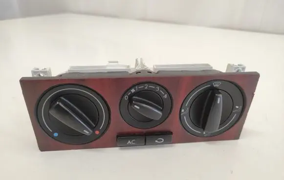 Volkswagen Golf IV Climate control unit 1J082045F 90151121 657837L11