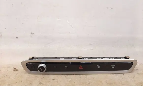 BMW X6 G06 Climate control unit 5A64198 61315A64198