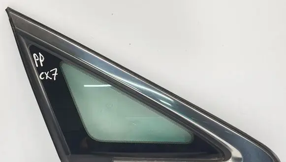 Mazda CX-7 Front triangle window/glass 