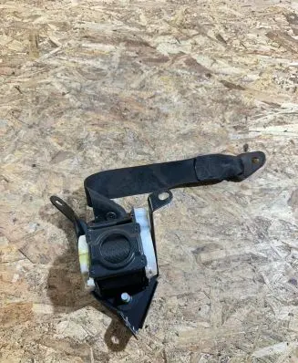 Mercedes-Benz CLK A209 C209 Rear seatbelt A2098680214