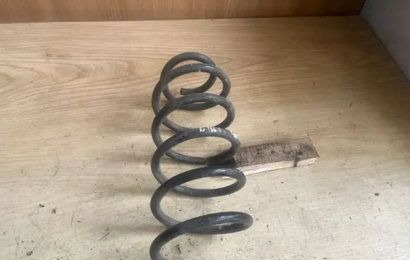 Mitsubishi Colt Rear coil spring