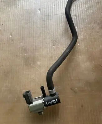 Suzuki Ignis Vacuum valve K5T48596