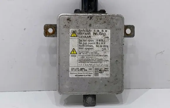 Mitsubishi ASX Voltage converter/converter module W3T20971
