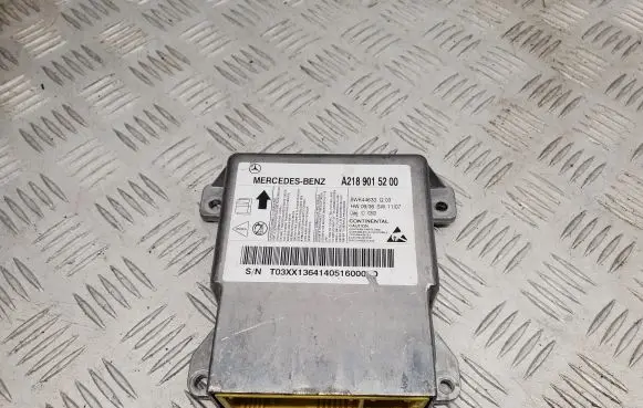 Mercedes-Benz CLS C218 X218 Airbag control unit/module A2189015200