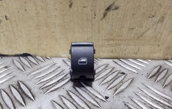Seat Exeo (3R) Electric window control switch 8E0959855A