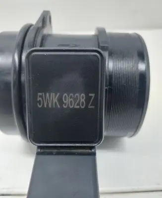 Peugeot 807 Mass air flow meter 5WK9628