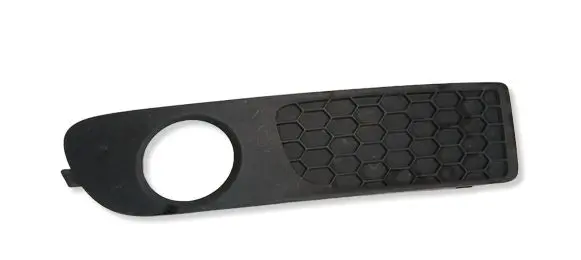 Volvo V70 Front fog light trim/grill 30655930 30744115 30790920