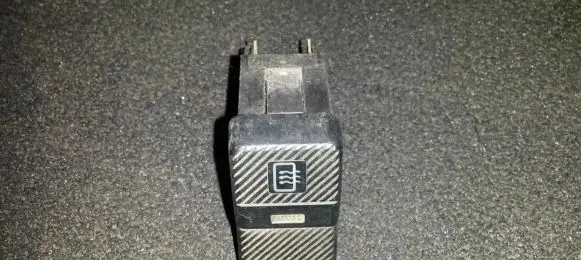 Volkswagen PASSAT B3 Windscreen/window heater switch 535959621 Nenustatyta