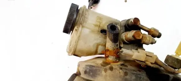 Mazda 323 Master brake cylinder