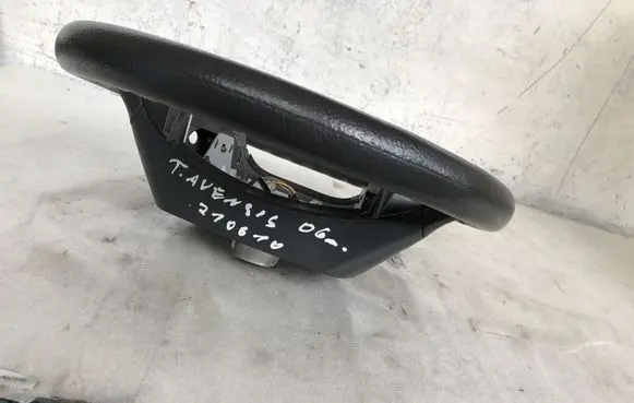 Toyota Avensis T250 Steering wheel