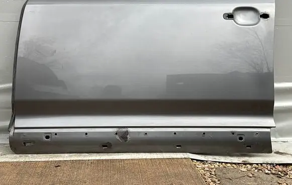 Volkswagen Touareg I Front door 7L0821113