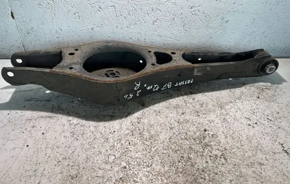 Volkswagen PASSAT B7 Rear upper control arm/wishbone