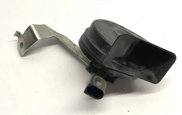 Mercedes-Benz Vito Viano W447 Horn signal A4475421100