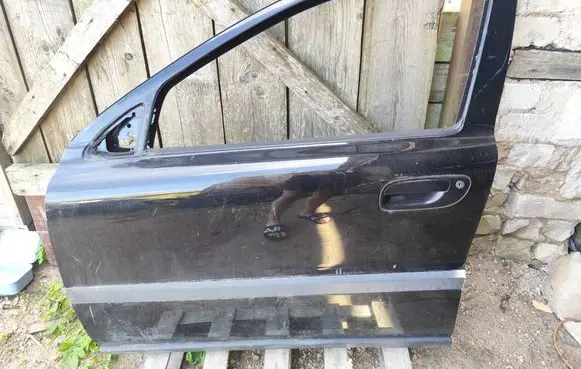 Volvo S60 Front door