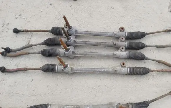 Toyota Yaris Steering rack