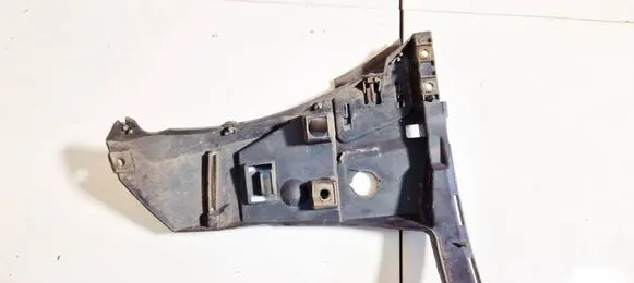 Volvo XC70 Front bumper mounting bracket 09484269