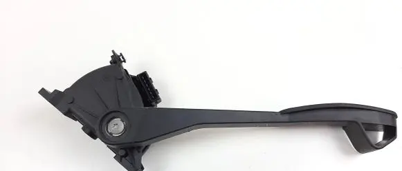 Volvo S60 Accelerator throttle pedal 30636004 M2261