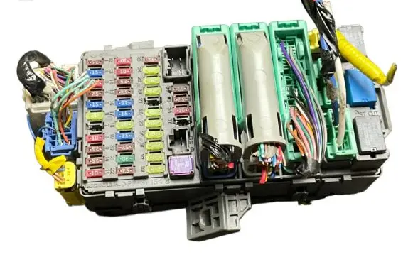 Honda CR-V Fuse module A000011 5255