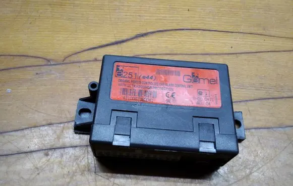 KIA Sportage Alarm control unit/module 