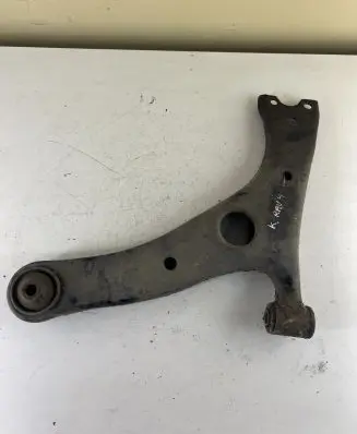 Toyota RAV 4 (XA20) Front lower control arm/wishbone