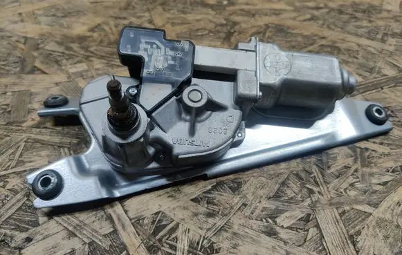 BMW 2 F46 Rear window wiper motor 7320260 18558210