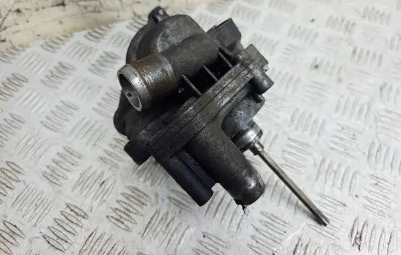 Audi A8 S8 D3 4E Water pump 057121011E 057121111B