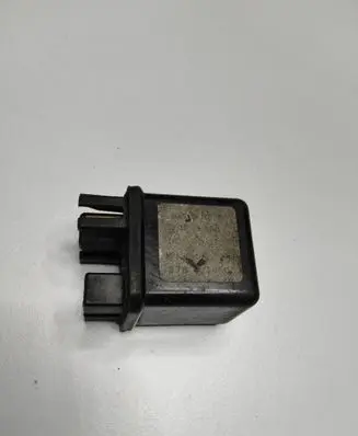 Ford Ranger Glow plug pre-heat relay Y70118650 G73SP MR828541