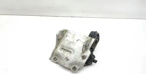 BMW 5 F10 F11 Radiator mount bracket 7186513 7207151