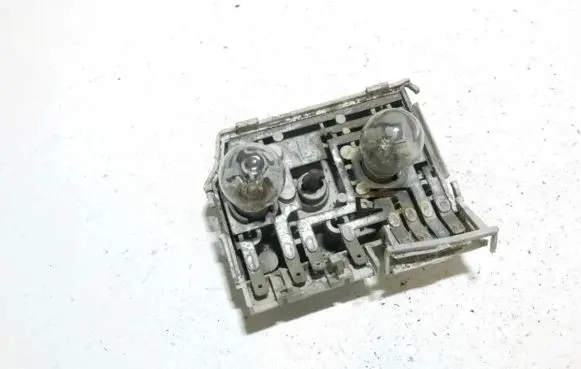 Audi 80 90 B3 Tail light bulb cover holder bl3158b