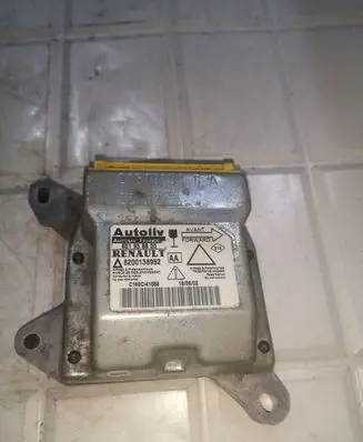 Renault Laguna II Airbag control unit/module 8200138952 601958800