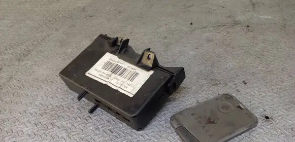 Renault Laguna II Ignition key card reader 8200224594