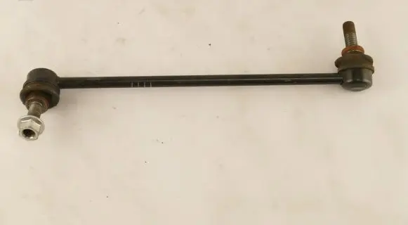 Nissan X-Trail T32 Front anti-roll bar/stabilizer link 