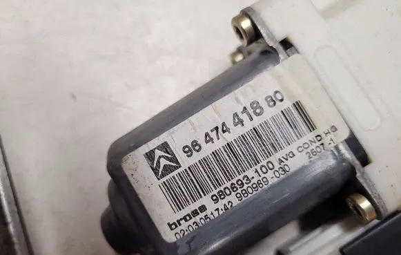 Citroen C4 I Front door window regulator with motor 9647441880 996393